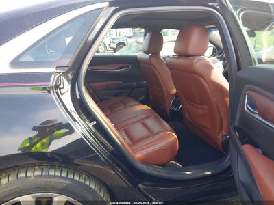 CADILLAC XTS