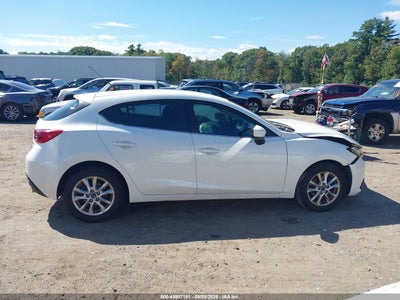MAZDA MAZDA3