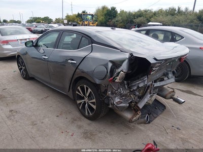 NISSAN MAXIMA
