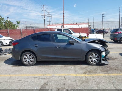 MAZDA MAZDA3
