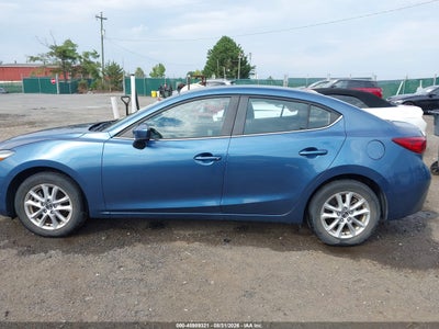 MAZDA MAZDA3