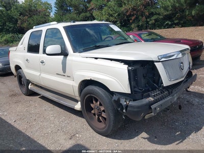 2005 CADILLAC ESCALADE EXT STANDARD
