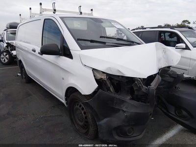 2016 MERCEDES-BENZ METRIS
