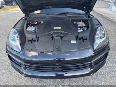 2019 PORSCHE CAYENNE E-HYBRID 10