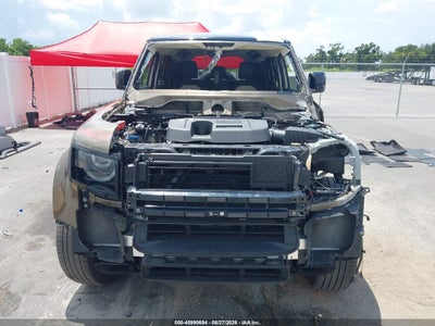 LAND ROVER DEFENDER