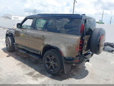LAND ROVER DEFENDER
