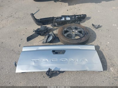TOYOTA TACOMA