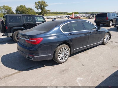 BMW 740I