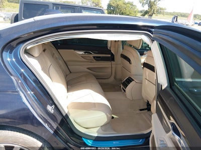 BMW 740I