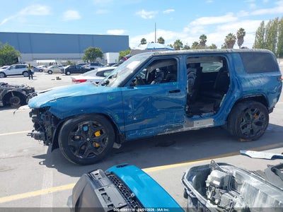 RIVIAN R1S