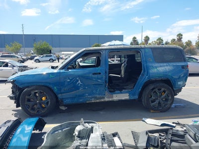 RIVIAN R1S