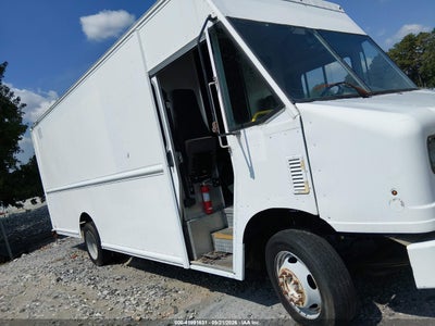 2014 FORD F-59 COMMERCIAL STRIPPED 13