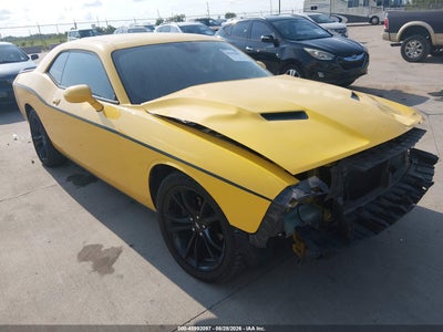 2C3CDZAG0JH****** · 2018 DODGE CHALLENGER SXT