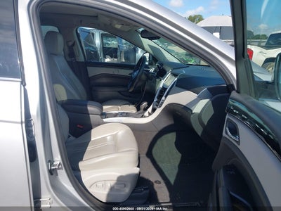 CADILLAC SRX