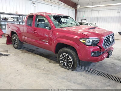 TOYOTA TACOMA