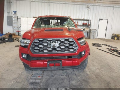 TOYOTA TACOMA