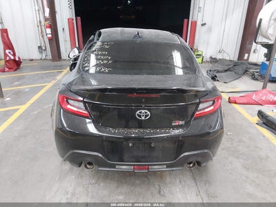 TOYOTA GR86
