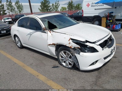 2015 Infiniti Q40