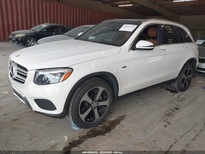 MERCEDES-BENZ GLC 300