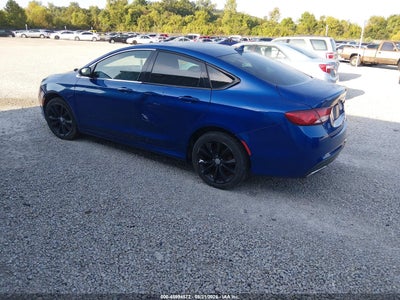 CHRYSLER 200