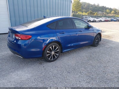 CHRYSLER 200