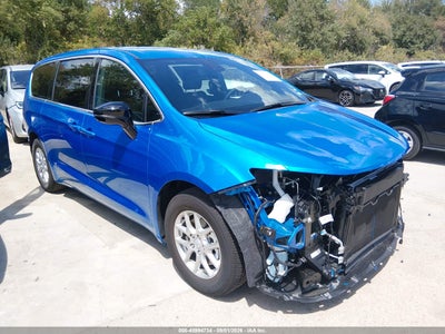 2027 Chrysler Pacifica