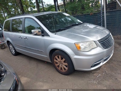 2011 Chrysler Town & Country