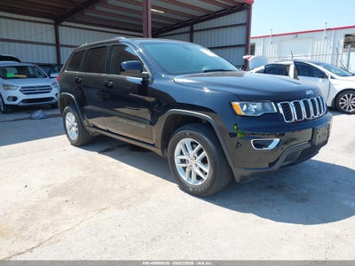 2017 Jeep Grand Cherokee Laredo 4X4