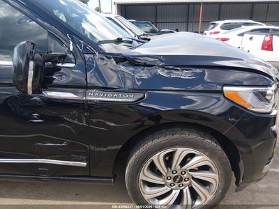 LINCOLN NAVIGATOR