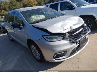 2026 Chrysler Pacifica