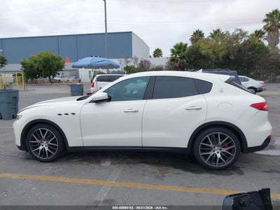 MASERATI LEVANTE