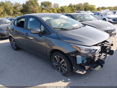 NISSAN VERSA