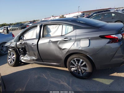 NISSAN VERSA
