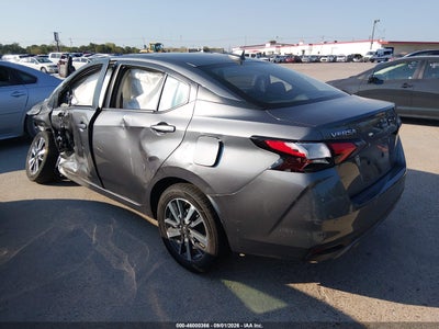 NISSAN VERSA