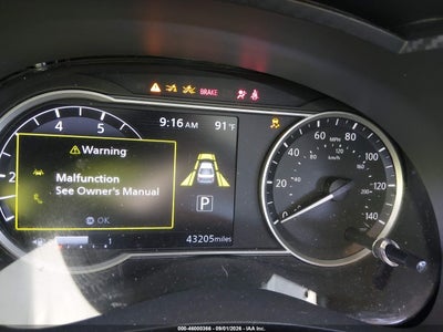 NISSAN VERSA