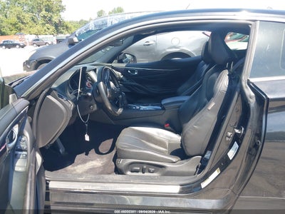 INFINITI Q60