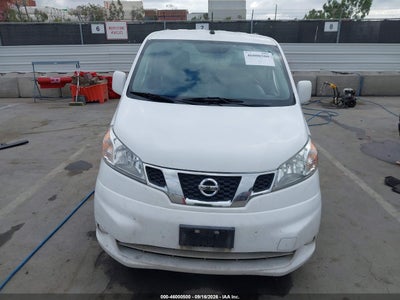 NISSAN NV200