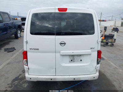 NISSAN NV200