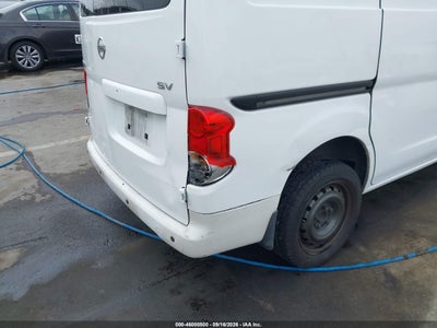 NISSAN NV200