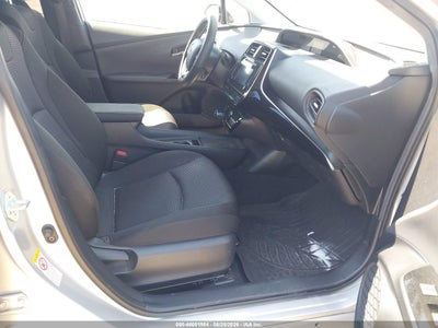 2019 TOYOTA PRIUS 5