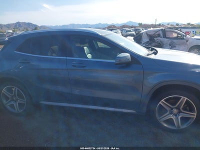 MERCEDES-BENZ GLA 250