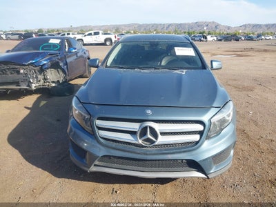 MERCEDES-BENZ GLA 250