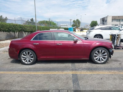 CHRYSLER 300