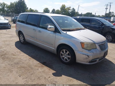 2012 Chrysler Town & Country