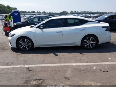 NISSAN MAXIMA
