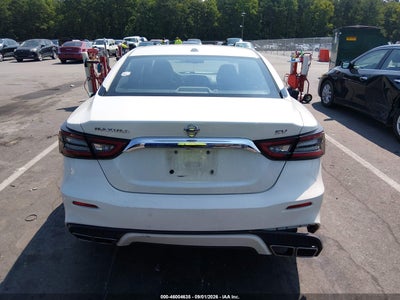NISSAN MAXIMA