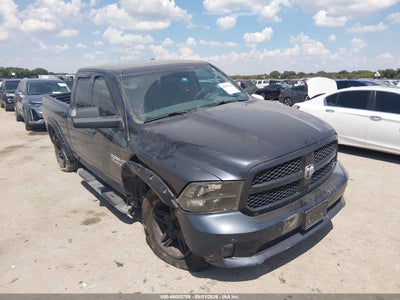 2019 Ram 1500 Classic Express 4X4 6'4 Box