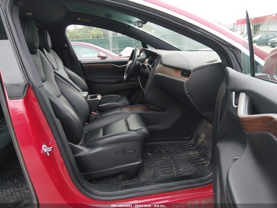 TESLA MODEL X