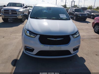 CHRYSLER PACIFICA