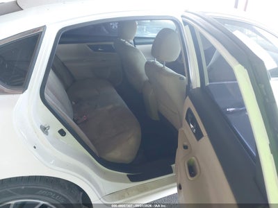 2016 NISSAN ALTIMA 8